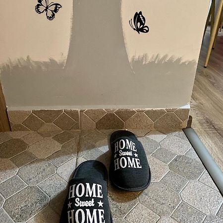 “Home Sweet Home” Sîntandrei Esterno foto